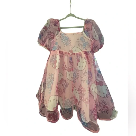 Hello Kitty Pink Garment Label - Picture 1 of 6